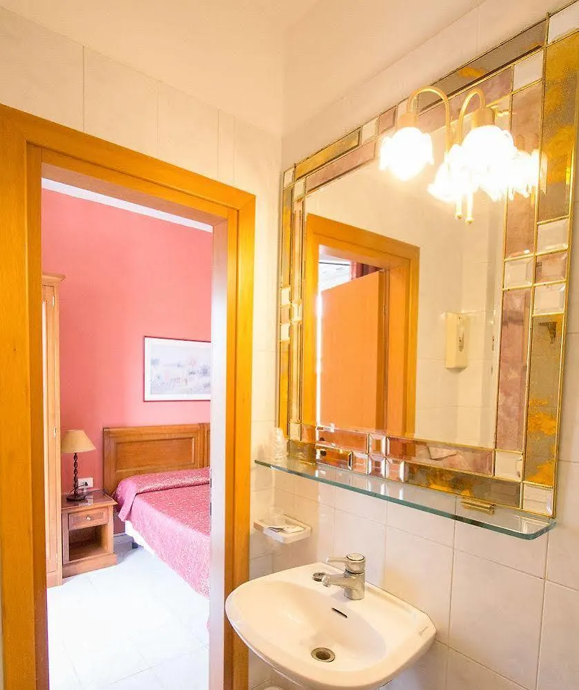 Hotel Regina Lido di Camaiore Italy